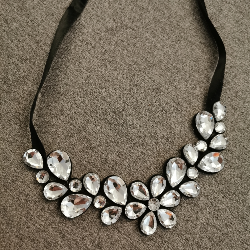 Silver Rhinestone Necklace - Picture 2 of 2